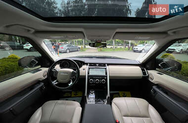 Позашляховик / Кросовер Land Rover Discovery 2017 в 