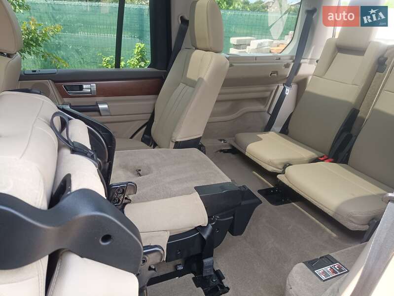 Позашляховик / Кросовер Land Rover Discovery 2016 в Києві