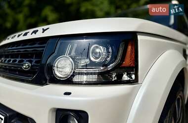 Позашляховик / Кросовер Land Rover Discovery 2015 в 
