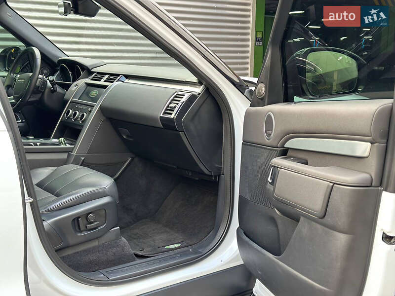 Внедорожник / Кроссовер Land Rover Discovery 2019 в Киеве