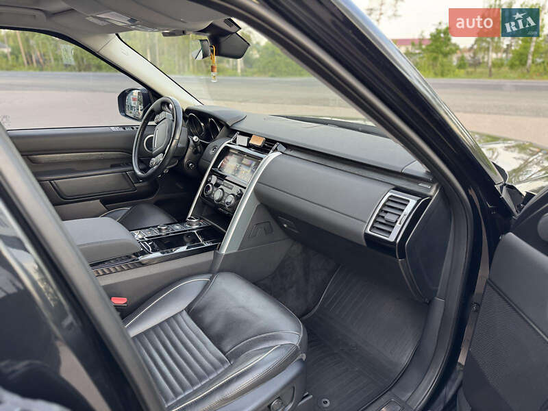 Внедорожник / Кроссовер Land Rover Discovery 2017 в Ковеле