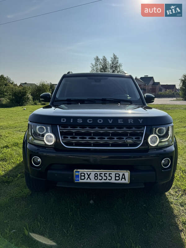 Внедорожник / Кроссовер Land Rover Discovery 2015 в 