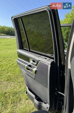 Внедорожник / Кроссовер Land Rover Discovery 2015 в 