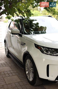 Позашляховик / Кросовер Land Rover Discovery 2017 в Києві