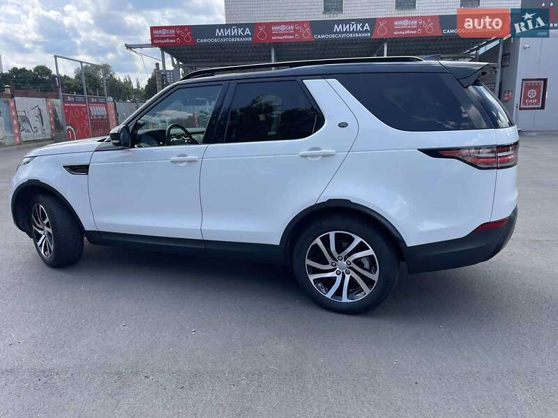 Внедорожник / Кроссовер Land Rover Discovery 2018 в Киеве