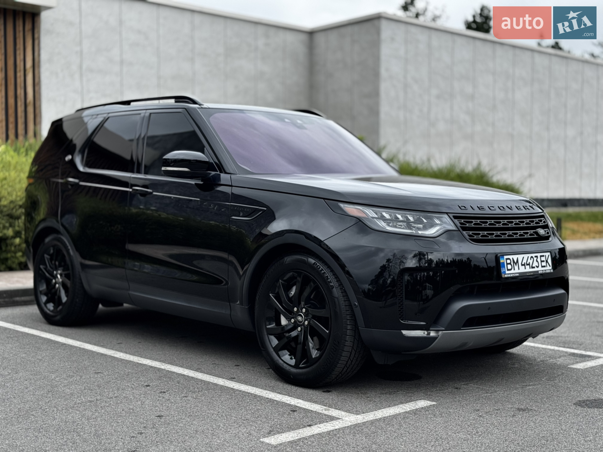 2019 Land Rover Discovery - мініатюра 12