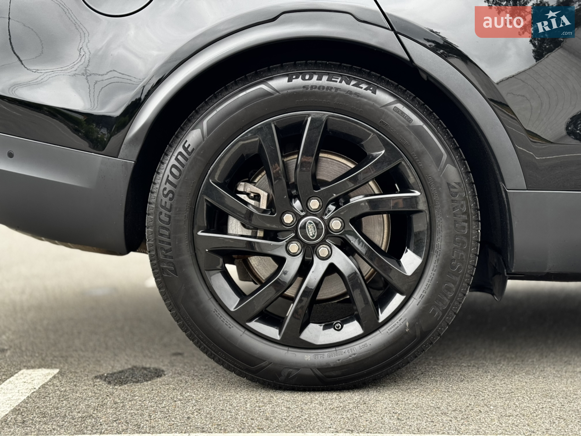 2019 Land Rover Discovery - мініатюра 30