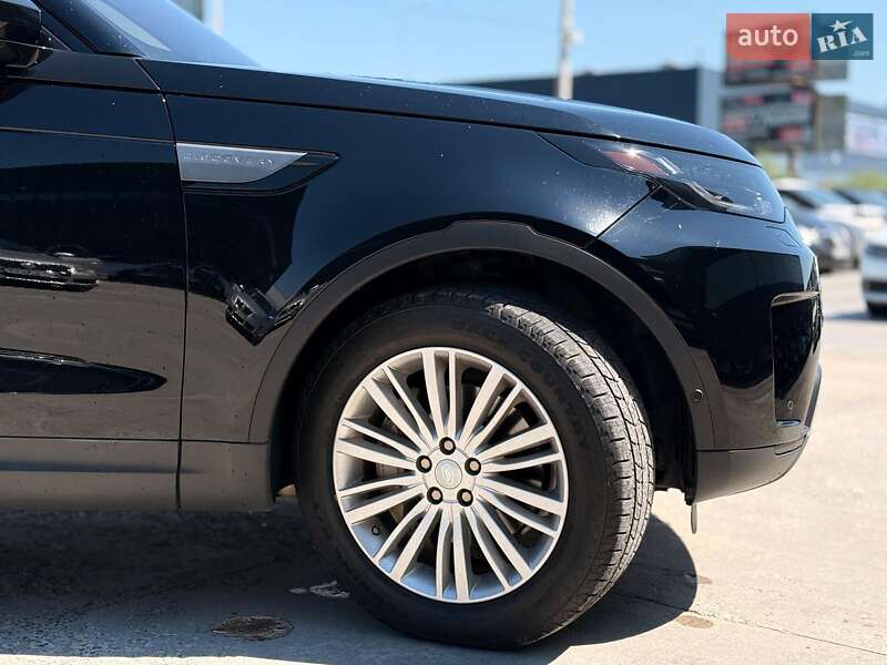 Внедорожник / Кроссовер Land Rover Discovery 2019 в Львове