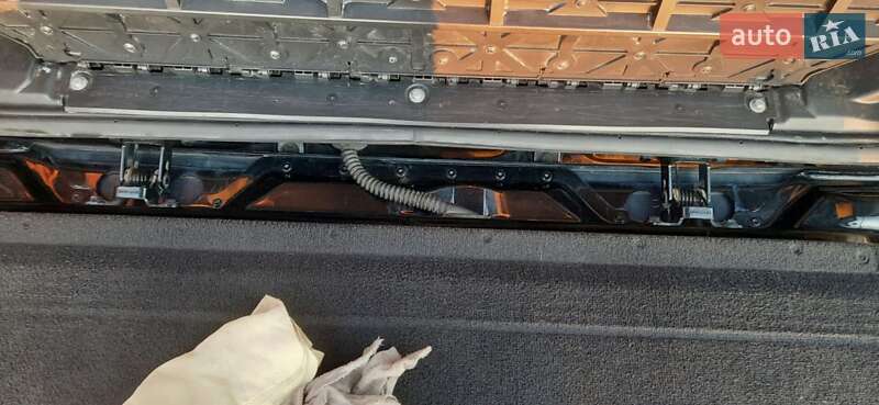 Внедорожник / Кроссовер Land Rover Discovery 2010 в Одессе