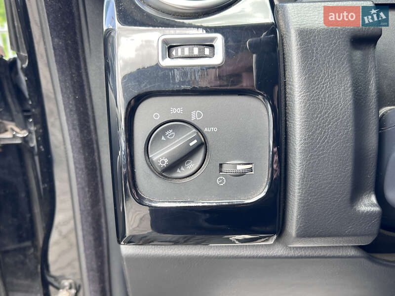 Позашляховик / Кросовер Land Rover Discovery 2008 в Нововолинську фото 29 Позашляховик / Кросовер Land Rover Discovery 2008 в Нововолинську