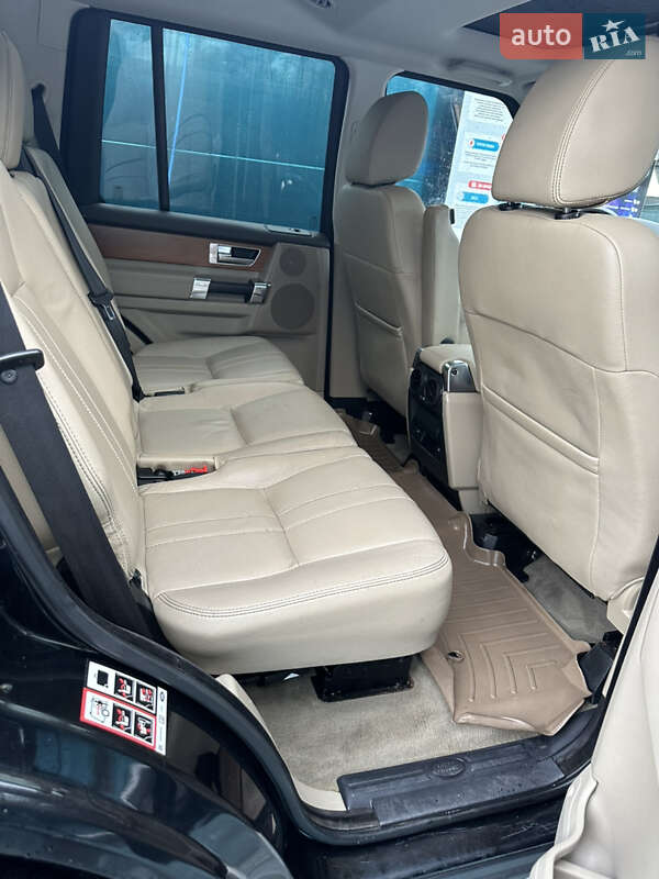 Внедорожник / Кроссовер Land Rover Discovery 2014 в Киеве