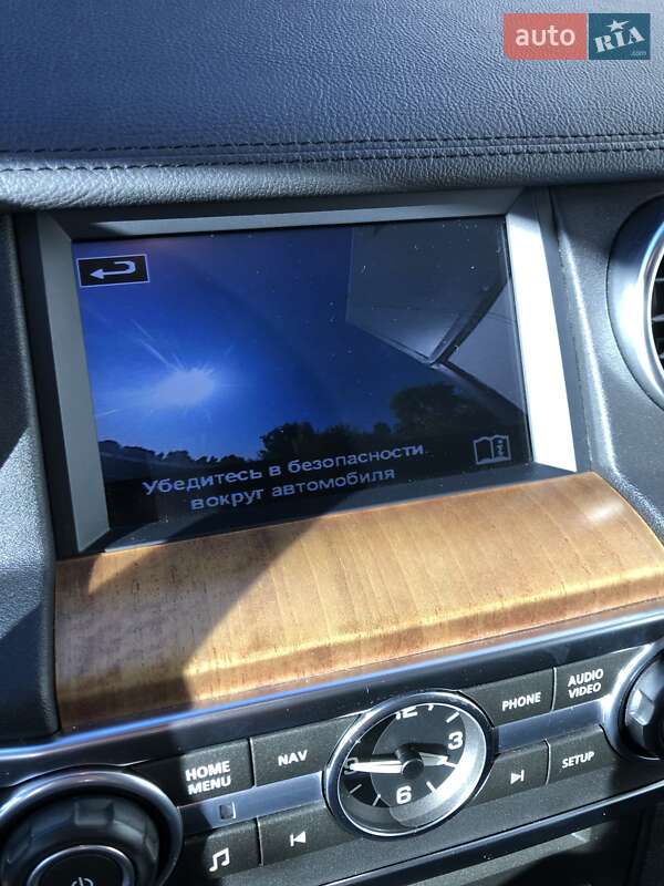 Внедорожник / Кроссовер Land Rover Discovery 2016 в Киеве