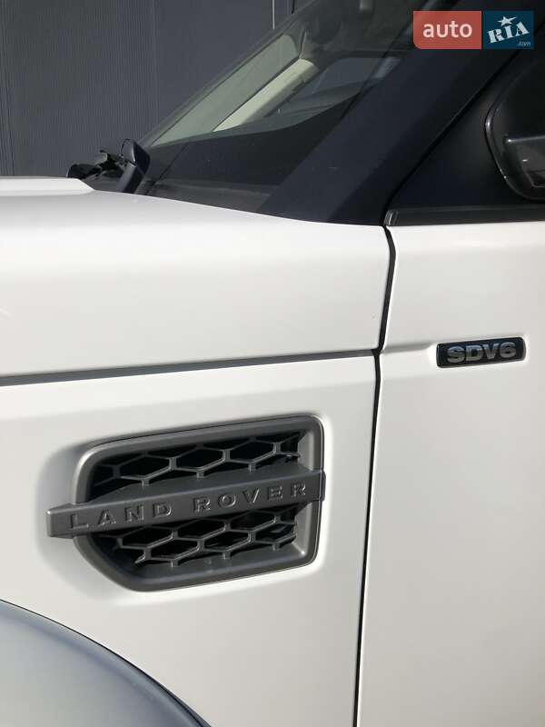 Внедорожник / Кроссовер Land Rover Discovery 2016 в Киеве