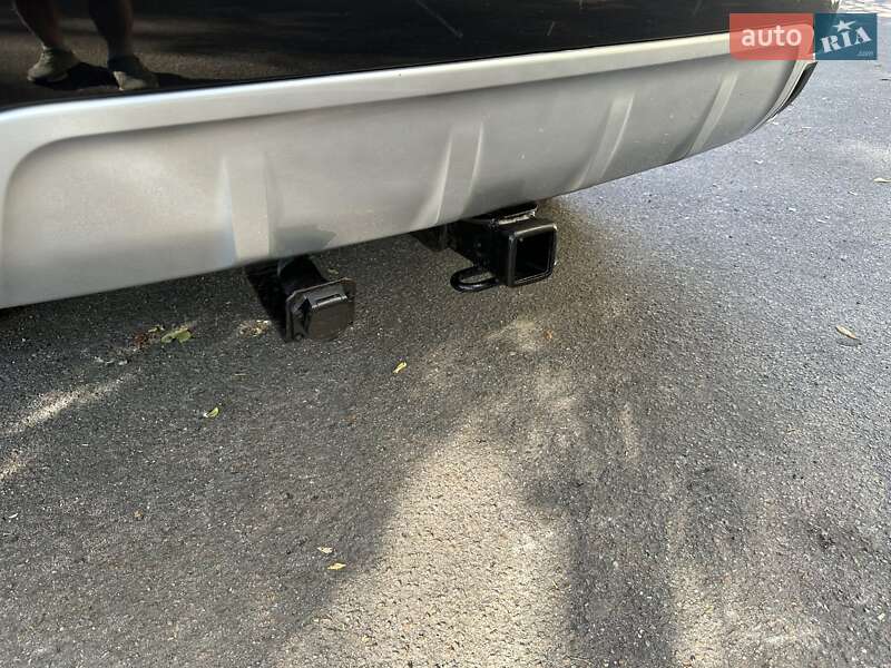 Позашляховик / Кросовер Land Rover Discovery 2019 в Києві