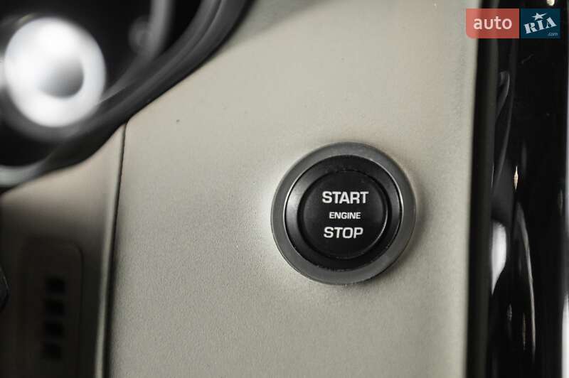 Позашляховик / Кросовер Land Rover Discovery 2019 в Одесі фото 12 Позашляховик / Кросовер Land Rover Discovery 2019 в Одесі