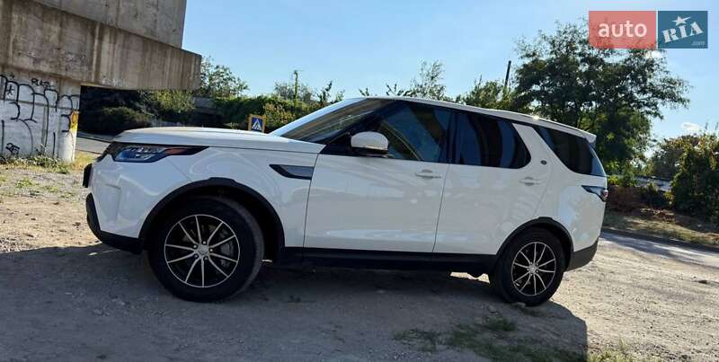 Позашляховик / Кросовер Land Rover Discovery 2018 в Дніпрі