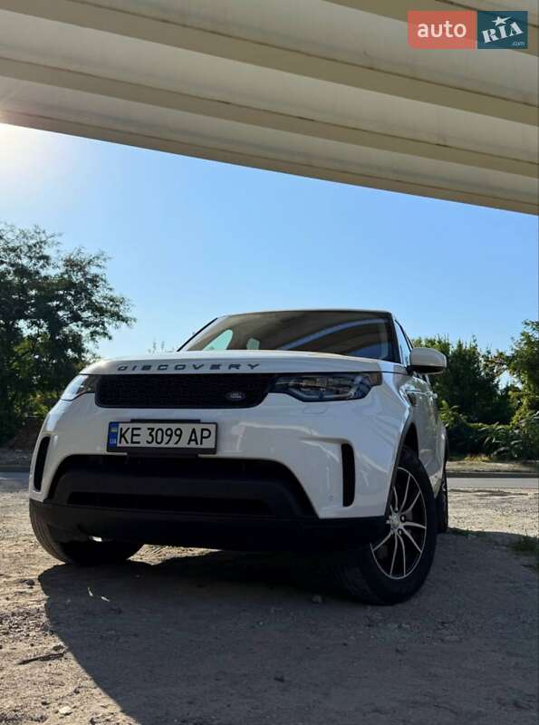 Позашляховик / Кросовер Land Rover Discovery 2018 в Дніпрі