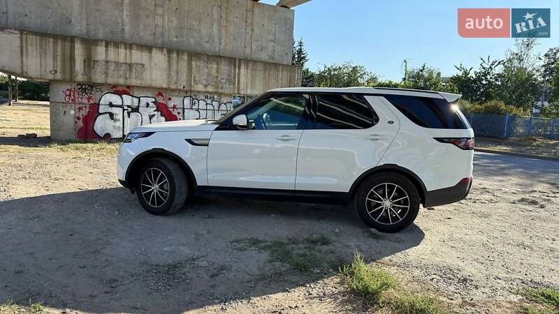 Позашляховик / Кросовер Land Rover Discovery 2018 в Дніпрі