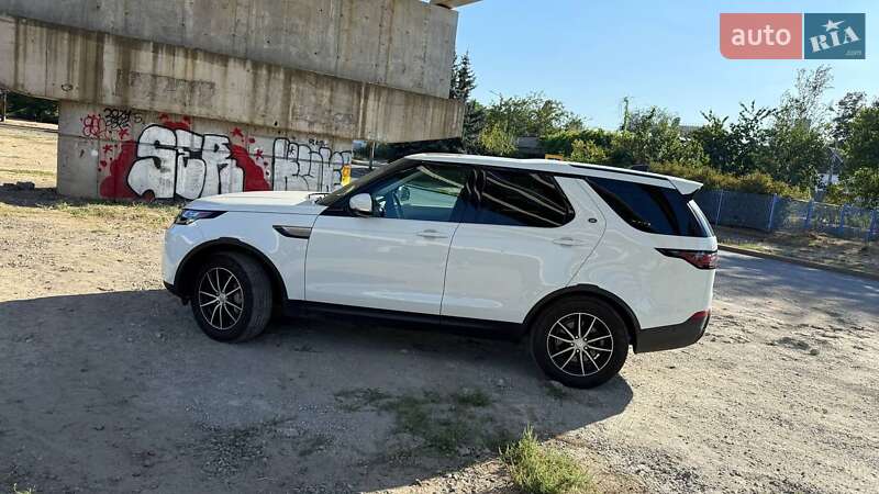 Позашляховик / Кросовер Land Rover Discovery 2018 в Дніпрі