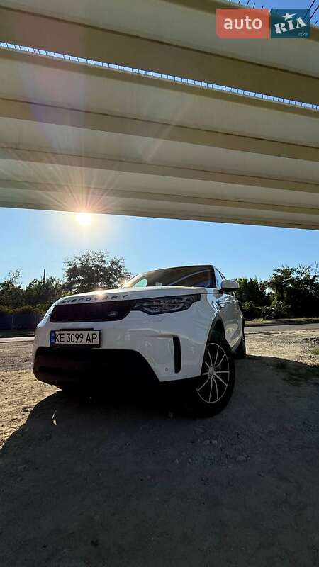 Позашляховик / Кросовер Land Rover Discovery 2018 в Дніпрі