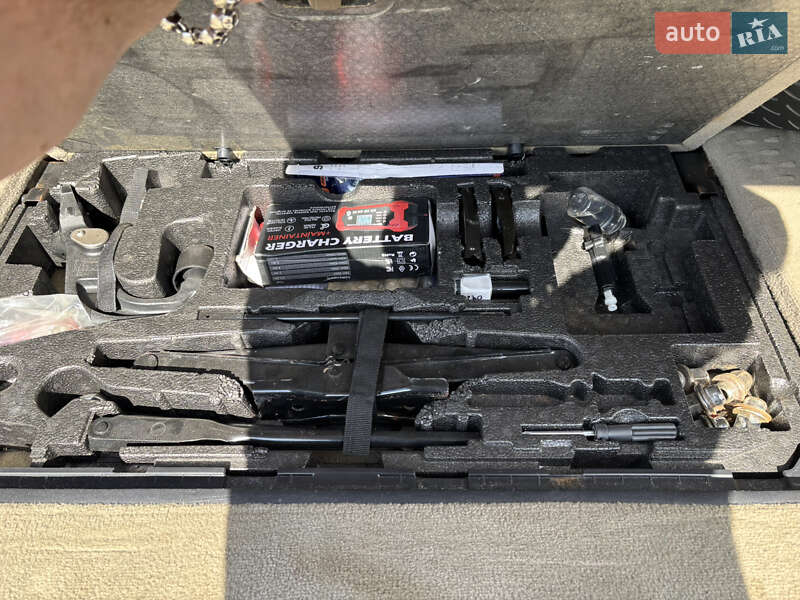 Внедорожник / Кроссовер Land Rover Discovery 2011 в Днепре фото 12 Внедорожник / Кроссовер Land Rover Discovery 2011 в Днепре