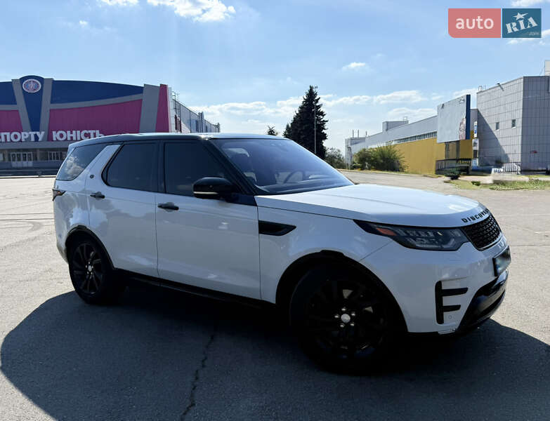 Позашляховик / Кросовер Land Rover Discovery 2017 в Запоріжжі фото 3 Позашляховик / Кросовер Land Rover Discovery 2017 в Запоріжжі