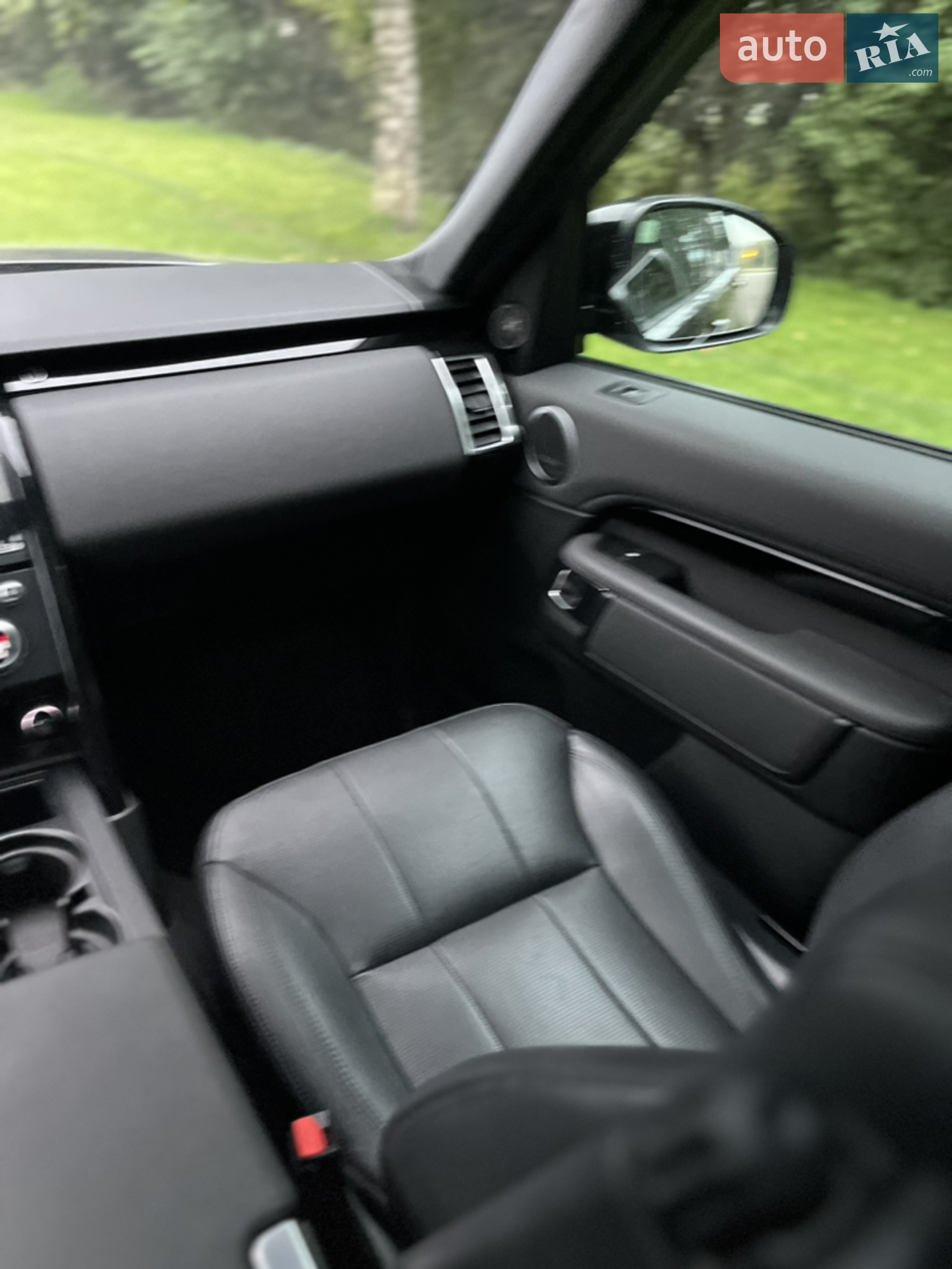 2019 Land Rover Discovery - мініатюра 10