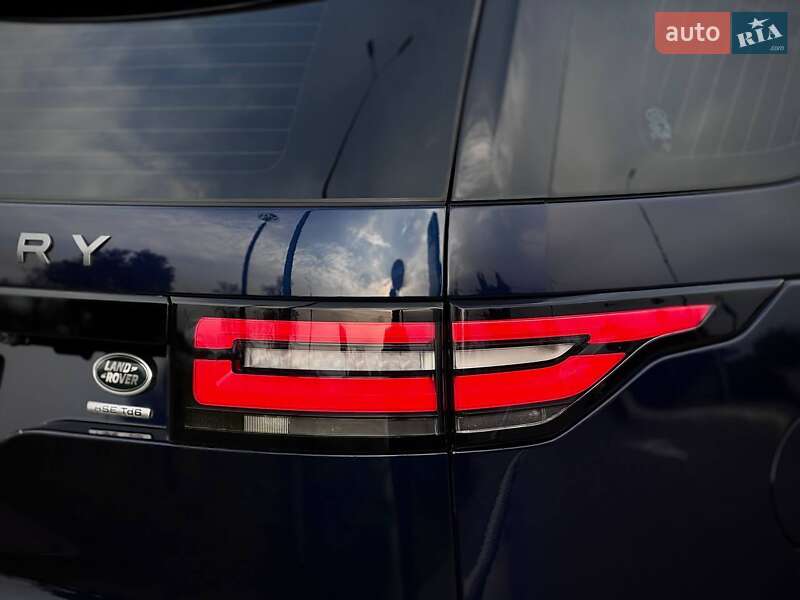 Внедорожник / Кроссовер Land Rover Discovery 2018 в Киеве