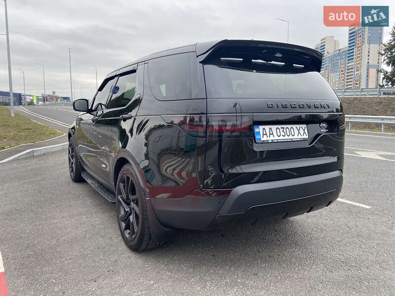 Позашляховик / Кросовер Land Rover Discovery 2017 в Києві