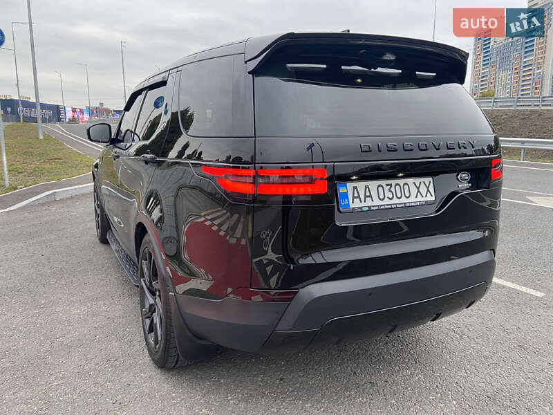 Позашляховик / Кросовер Land Rover Discovery 2017 в Києві