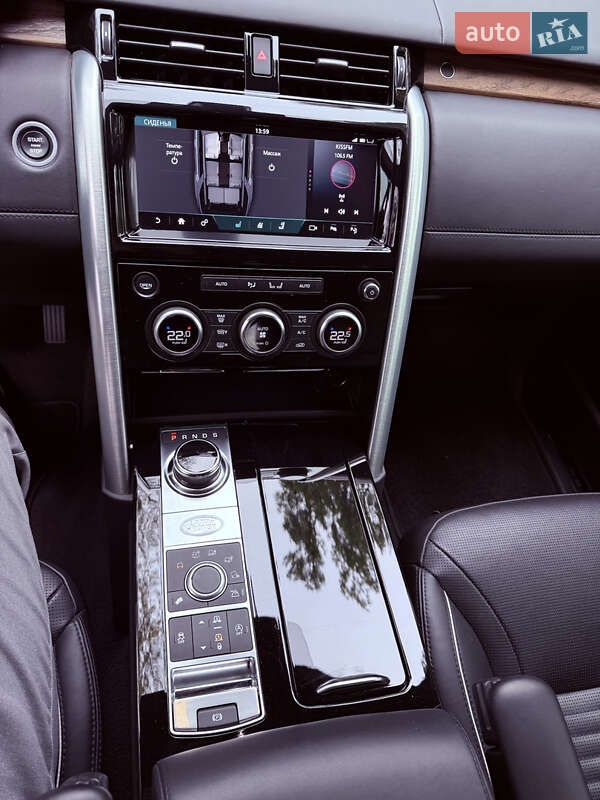 Позашляховик / Кросовер Land Rover Discovery 2019 в Києві