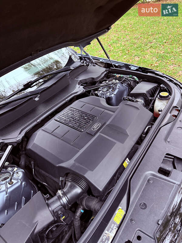 Позашляховик / Кросовер Land Rover Discovery 2019 в Києві