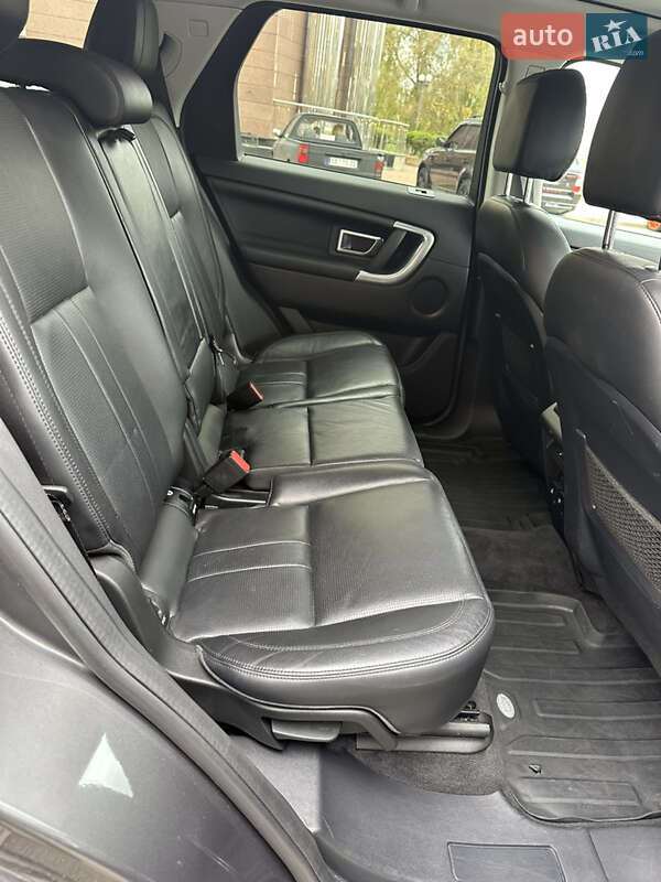 Позашляховик / Кросовер Land Rover Discovery 2019 в Києві