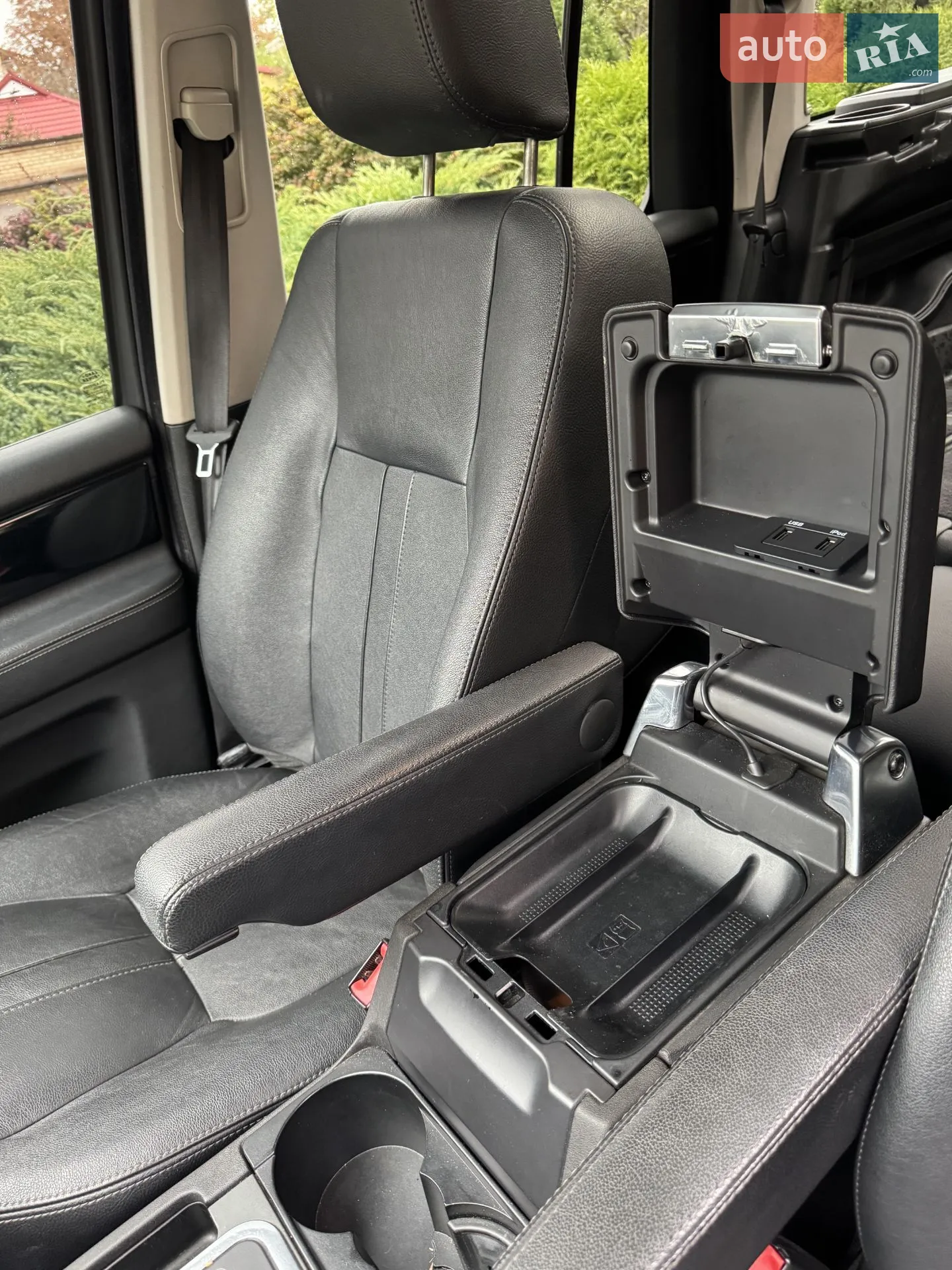 2011 Land Rover Discovery - мініатюра 27