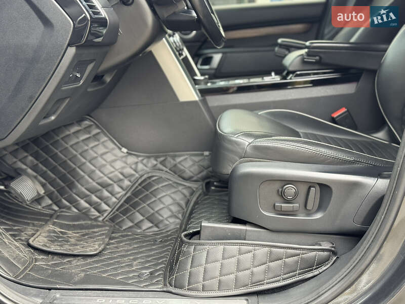 Внедорожник / Кроссовер Land Rover Discovery 2018 в Киеве фото 13 Внедорожник / Кроссовер Land Rover Discovery 2018 в Киеве