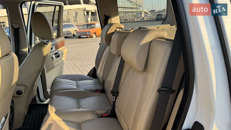 Позашляховик / Кросовер Land Rover Discovery 2016 в Львові