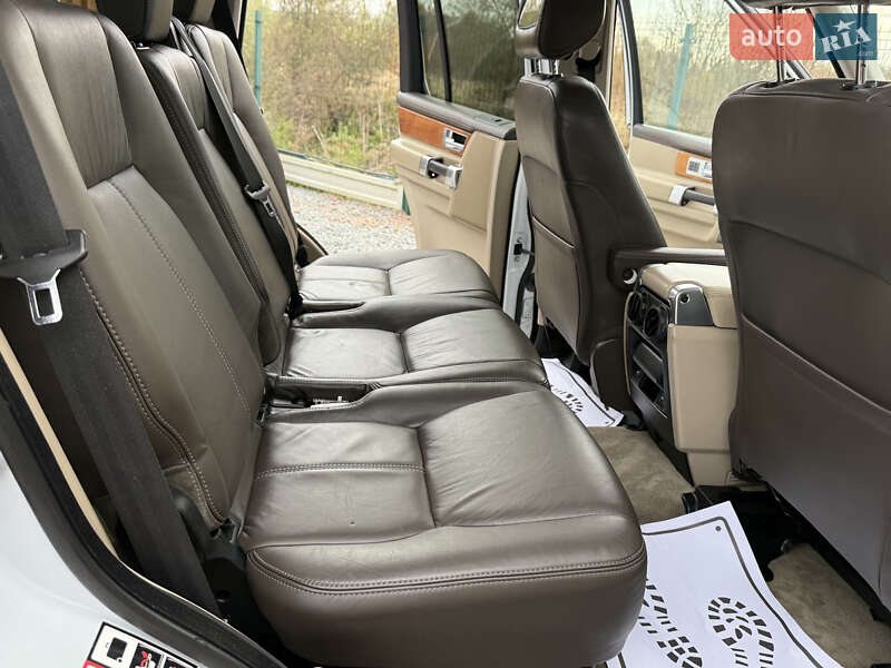 Внедорожник / Кроссовер Land Rover Discovery 2016 в Дрогобыче фото 91 Внедорожник / Кроссовер Land Rover Discovery 2016 в Дрогобыче