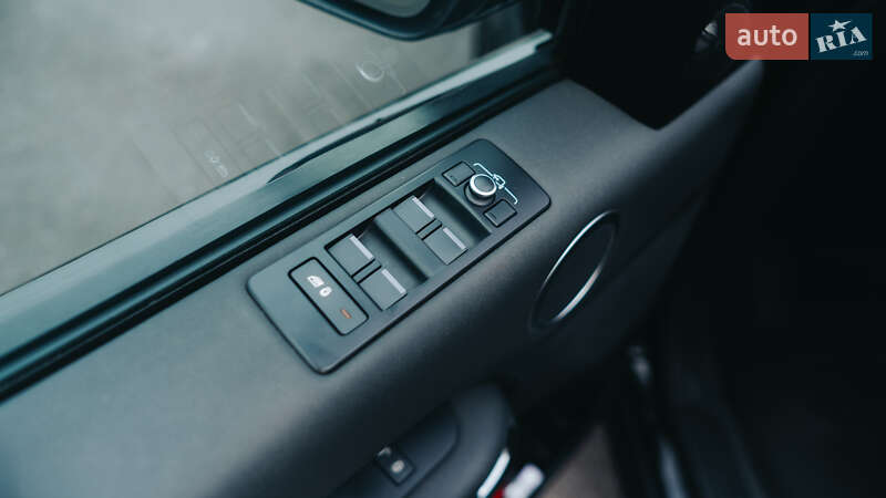 Позашляховик / Кросовер Land Rover Discovery 2019 в Києві фото 22 Позашляховик / Кросовер Land Rover Discovery 2019 в Києві