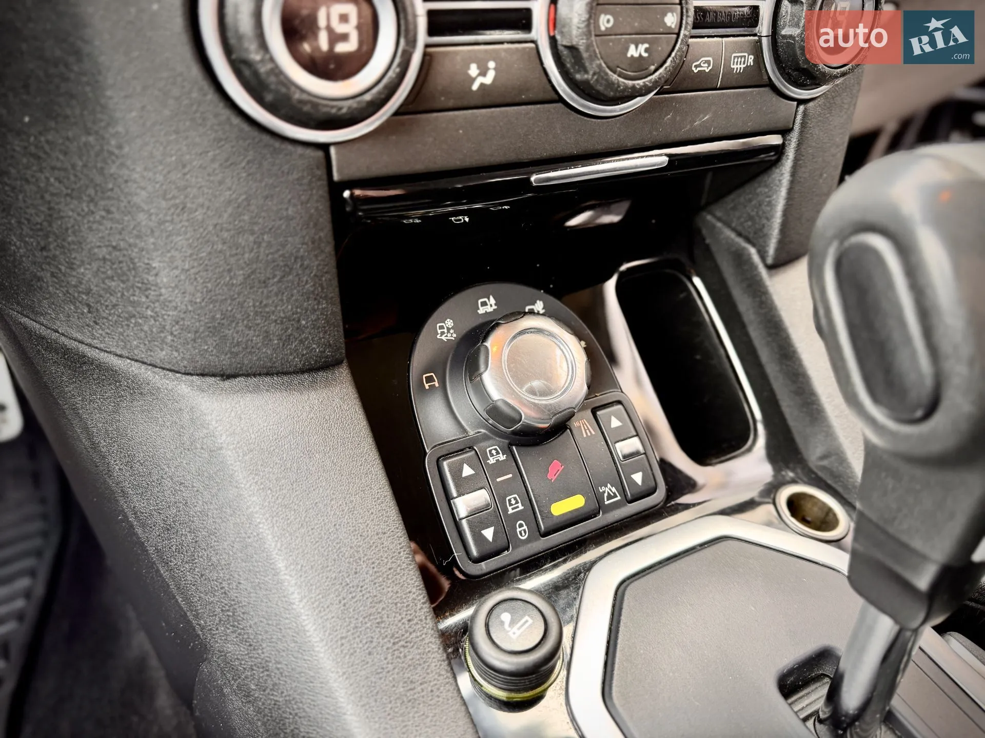 2010 Land Rover Discovery - мініатюра 23