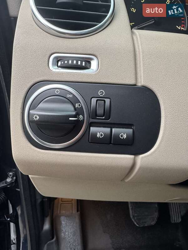 Внедорожник / Кроссовер Land Rover Discovery 2016 в Луцке фото 16 Внедорожник / Кроссовер Land Rover Discovery 2016 в Луцке