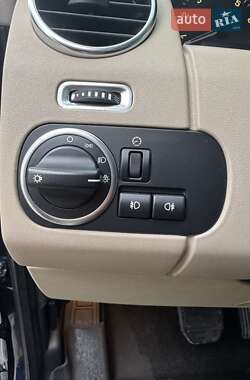 Позашляховик / Кросовер Land Rover Discovery 2016 в  фото 16 Позашляховик / Кросовер Land Rover Discovery 2016 в