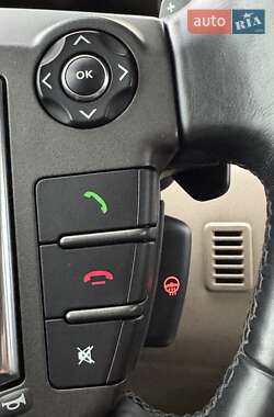 Позашляховик / Кросовер Land Rover Discovery 2016 в  фото 27 Позашляховик / Кросовер Land Rover Discovery 2016 в