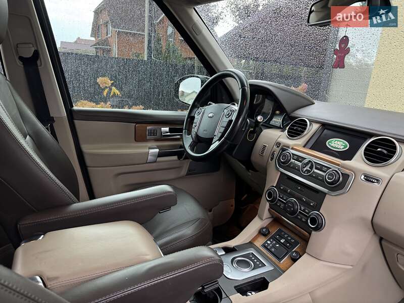 Внедорожник / Кроссовер Land Rover Discovery 2016 в Луцке фото 33 Внедорожник / Кроссовер Land Rover Discovery 2016 в Луцке