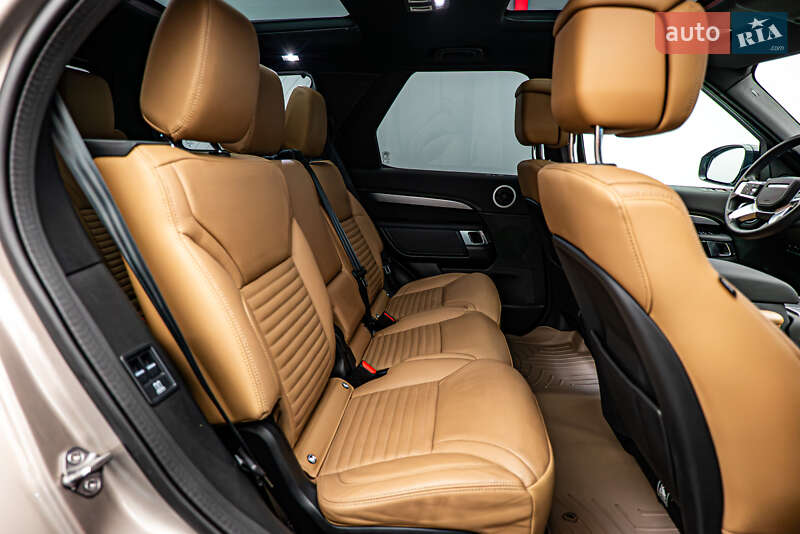 Позашляховик / Кросовер Land Rover Discovery 2023 в Києві фото 25 Позашляховик / Кросовер Land Rover Discovery 2023 в Києві