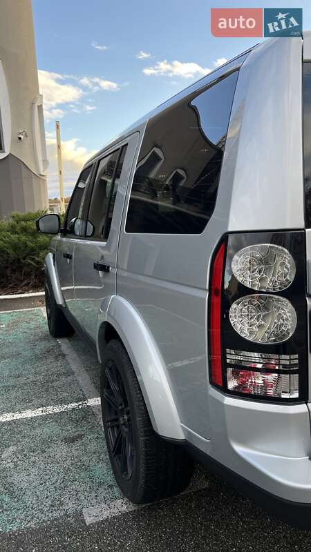 Внедорожник / Кроссовер Land Rover Discovery 2016 в Киеве