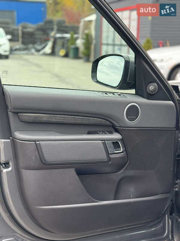 Внедорожник / Кроссовер Land Rover Discovery 2017 в Львове фото 41 Внедорожник / Кроссовер Land Rover Discovery 2017 в Львове