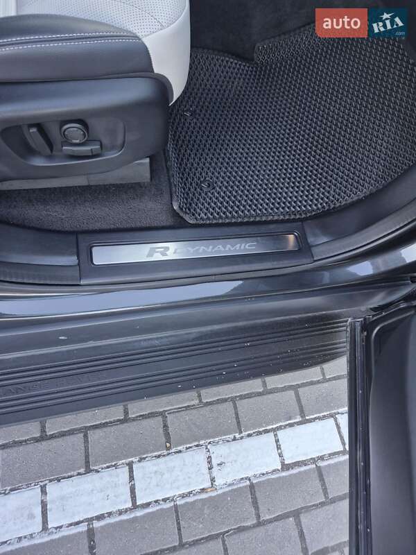 Внедорожник / Кроссовер Land Rover Discovery 2021 в Львове