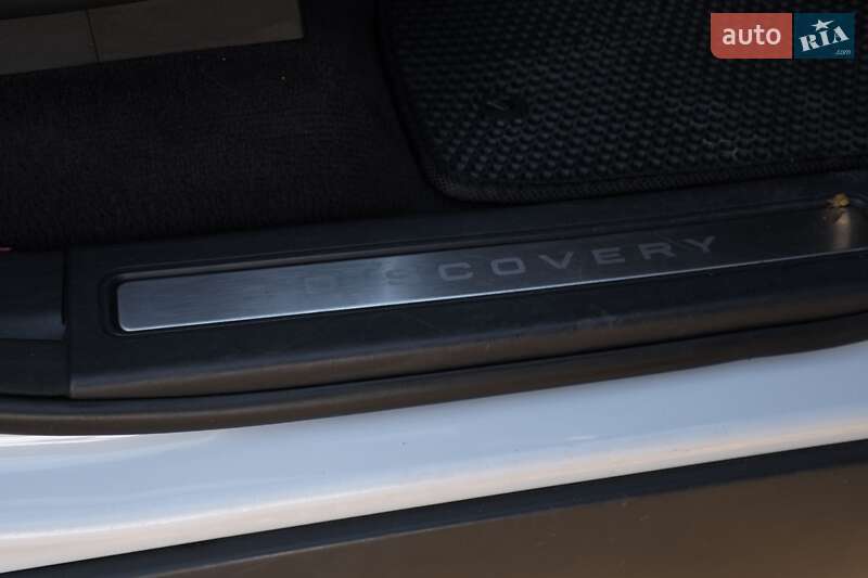 Внедорожник / Кроссовер Land Rover Discovery 2018 в Виннице