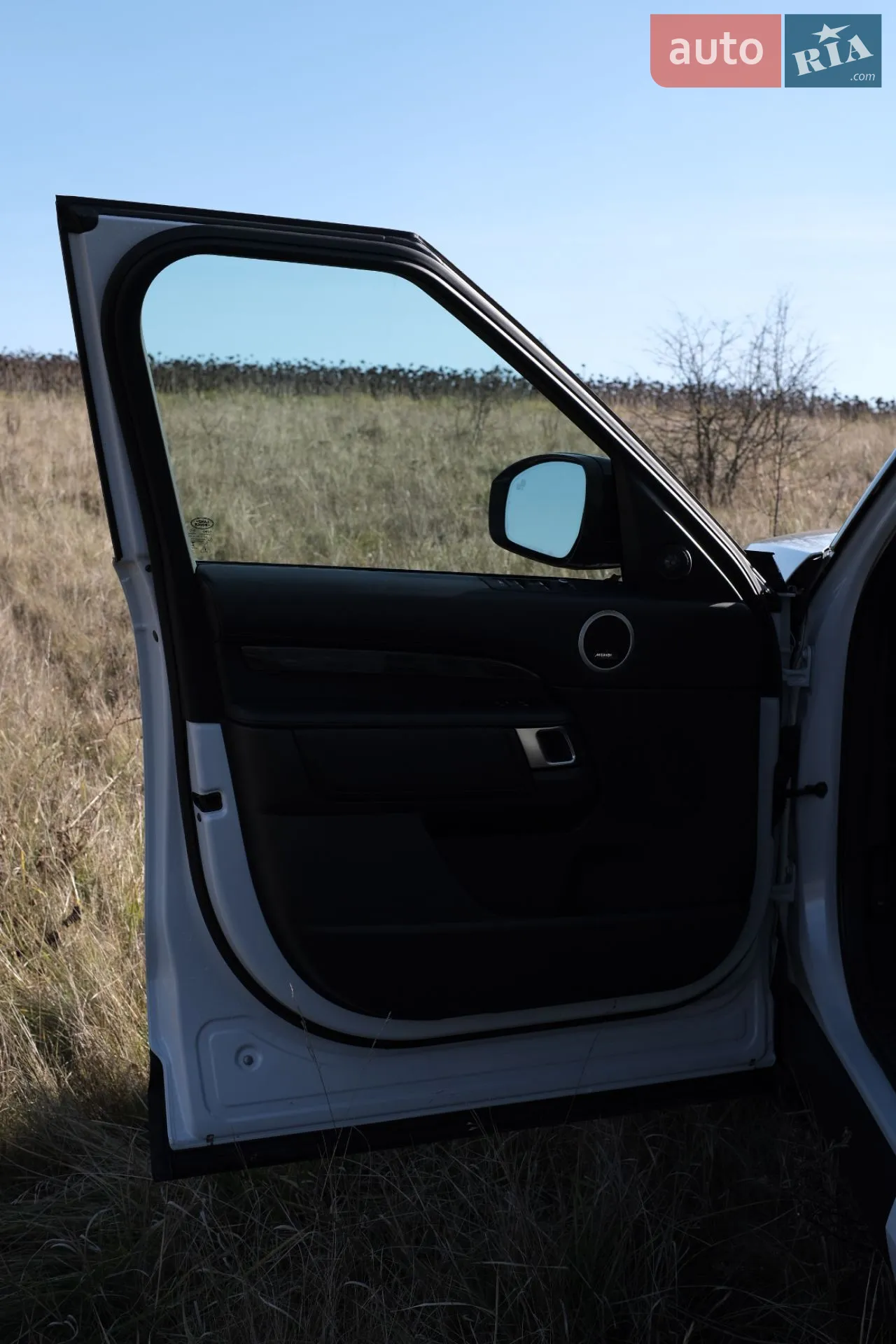 2018 Land Rover Discovery - мініатюра 14