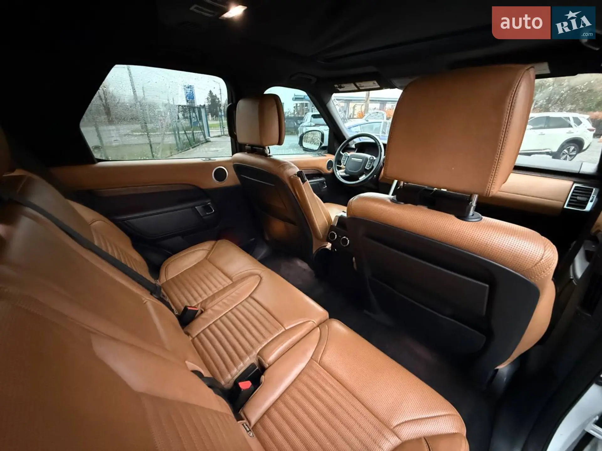 2018 Land Rover Discovery - мініатюра 11